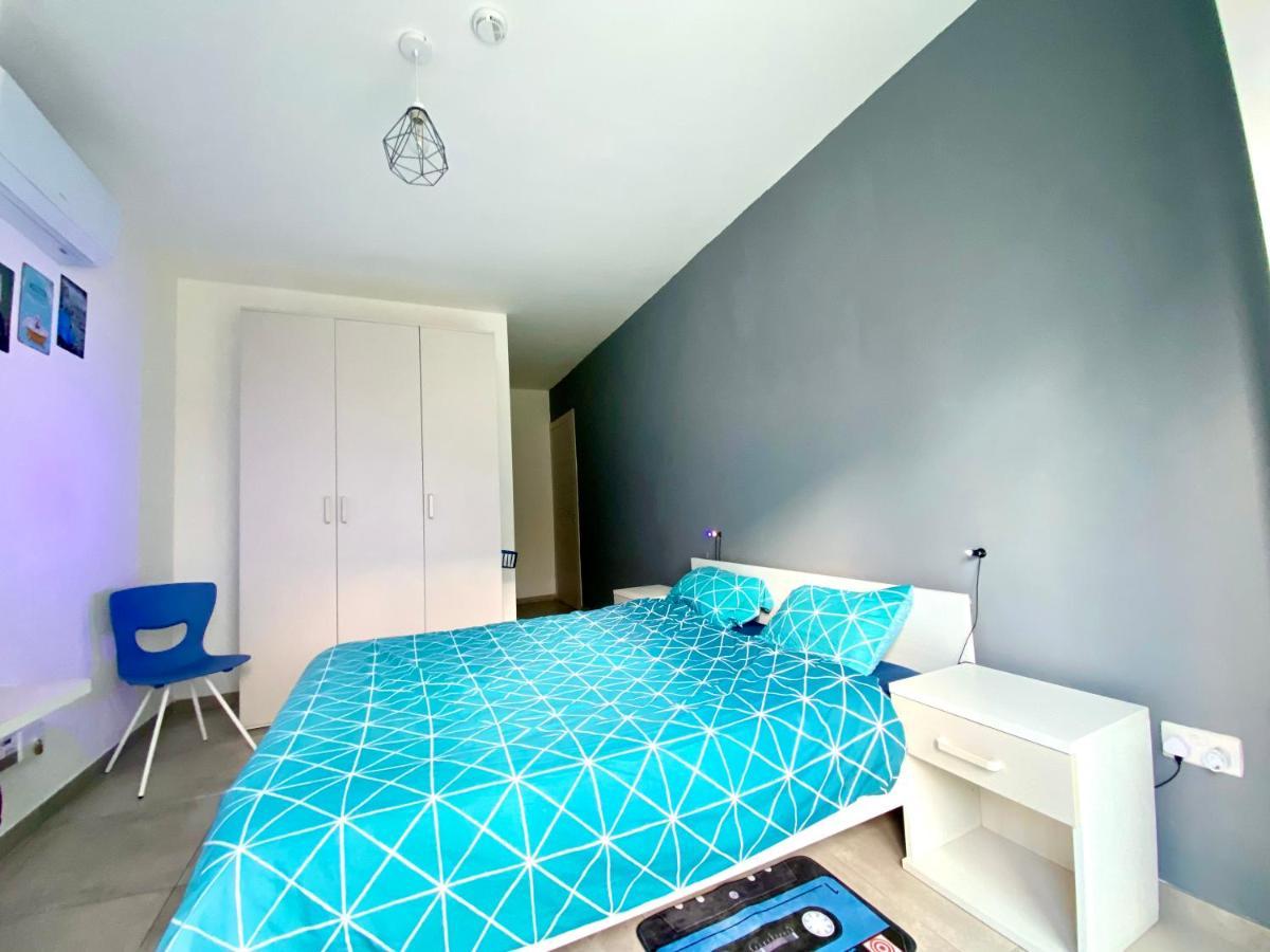 Central- Private En-Suite With Balcony In Shared Residence Pietà Exterior foto