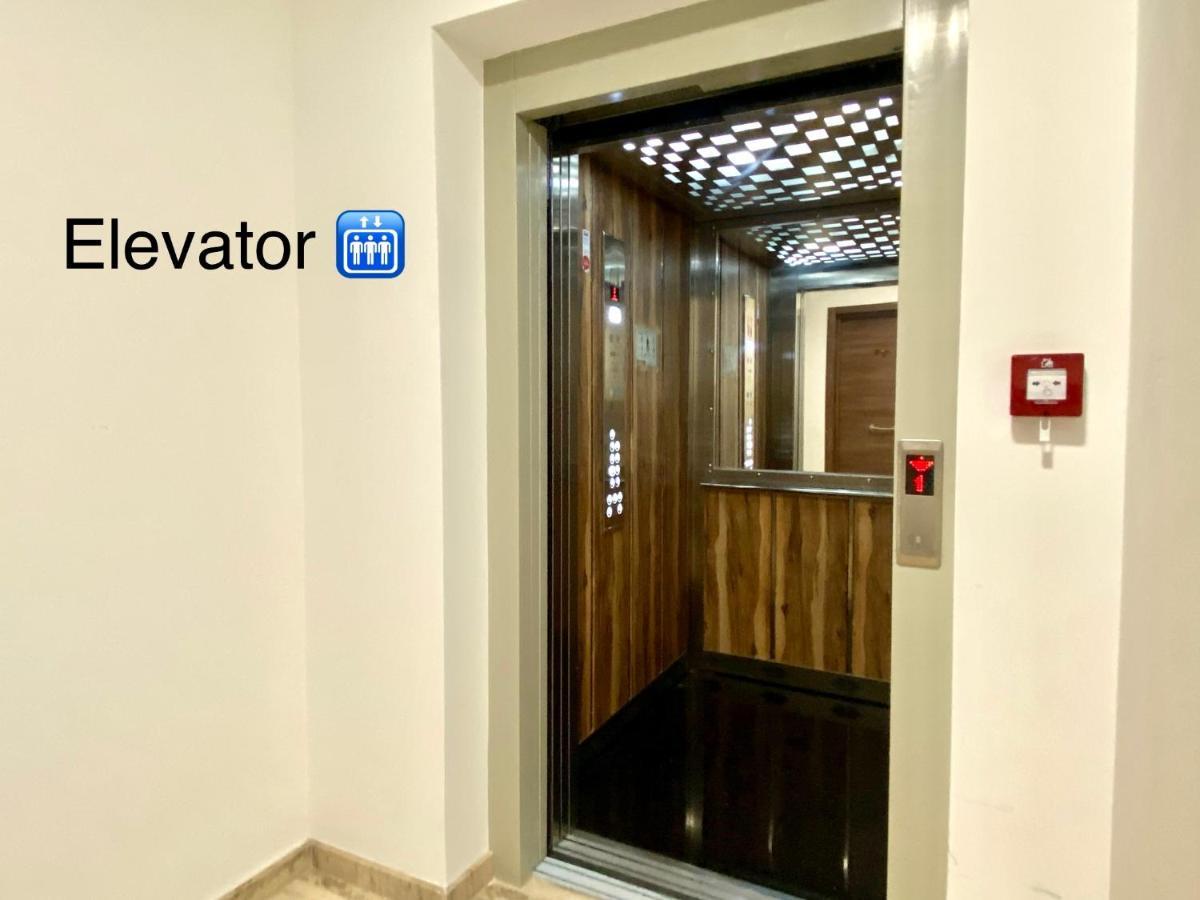 Central- Private En-Suite With Balcony In Shared Residence Pietà Exterior foto